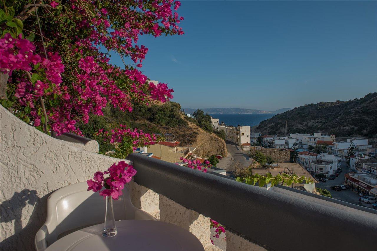 Fevro Hotel Agia Galini Exteriör bild