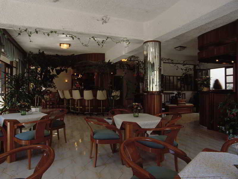 Fevro Hotel Agia Galini Exteriör bild